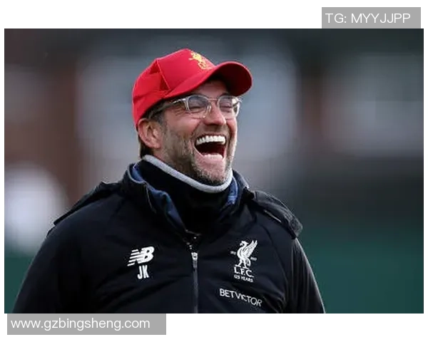 皇马元老队与罗马传奇对决重温经典足球时刻