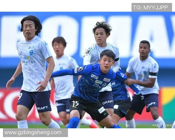 大分三神对决心队展现足球魅力与激情的精彩较量