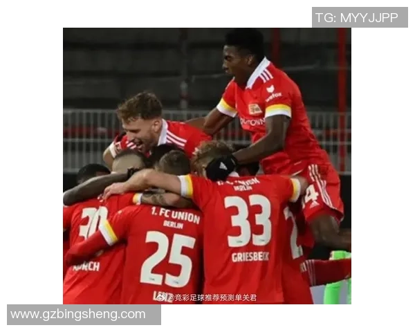 柏林联合与多特蒙德历史交锋回顾与战绩分析