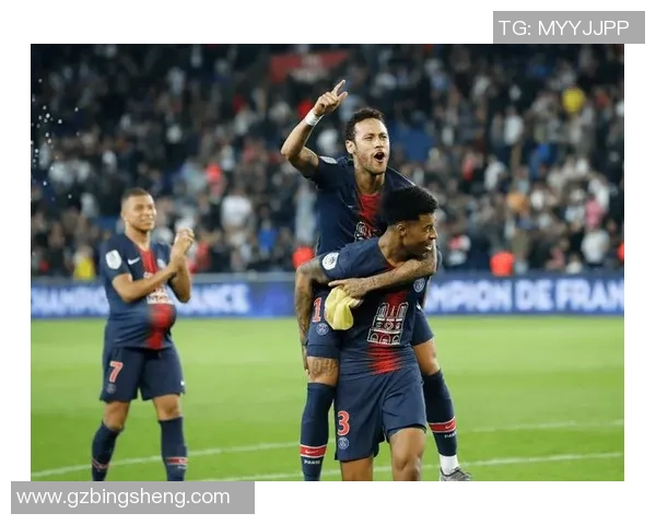 法甲马赛与雷恩比赛因天气原因延期球迷期待新赛程安排