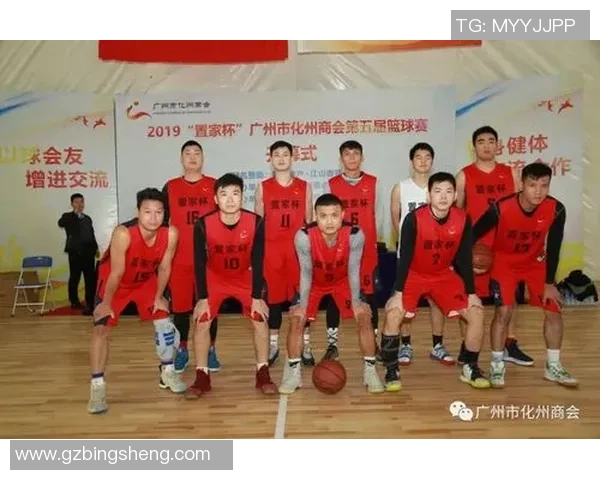 深圳篮球队的团队协作之道：如何在赛场上实现默契与配合