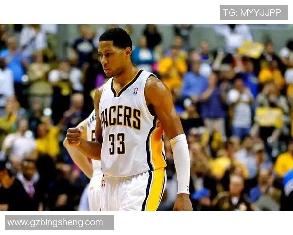 贾雷斯沃克的崛起之路：从新秀到篮球明星的成长历程